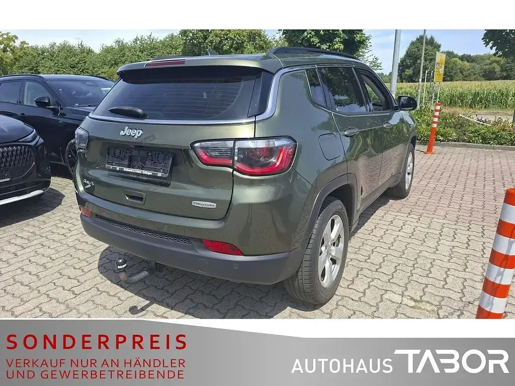 Gebraucht Jeep Compass Longitude 140 PS (102 kW) 2019 Olive green SUV