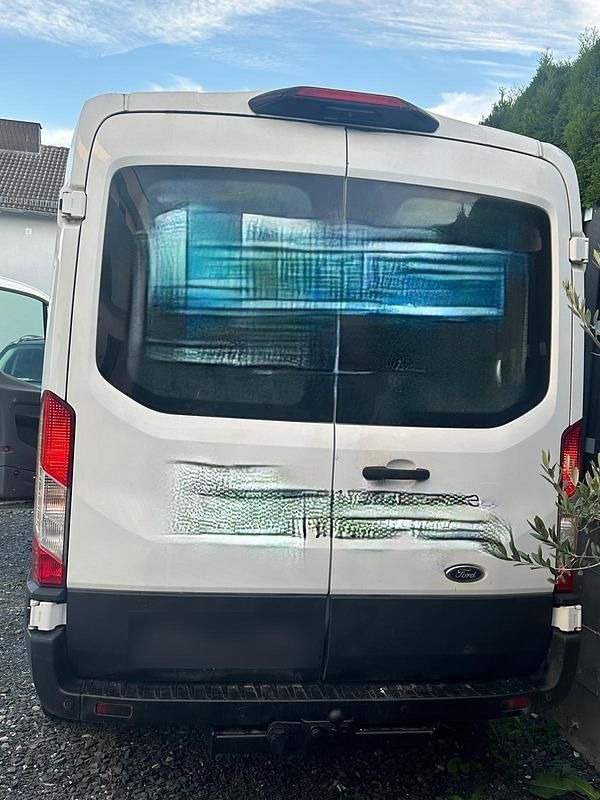 Weiß Gebraucht 2020 Ford Transit Van / Kleinbus | 14.800 € (Superpreis) - Bild 1/4