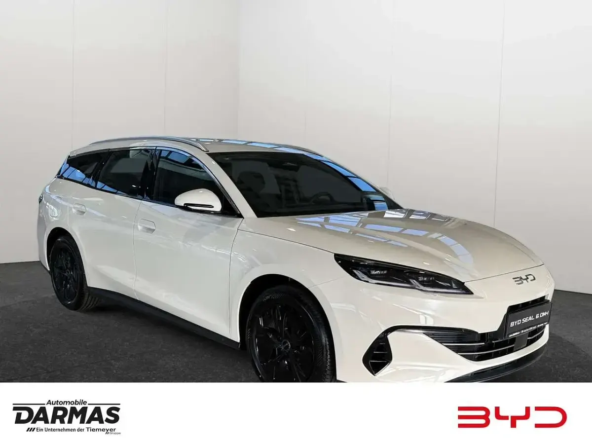 Ny BYD Seal Boost 184 HK (135 kW) 2025 Beige Stationcar