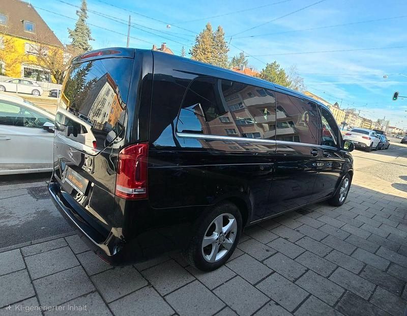 Gebraucht Mercedes V250 190 PS (139 kW) 2018 Schwarz Van / Kleinbus