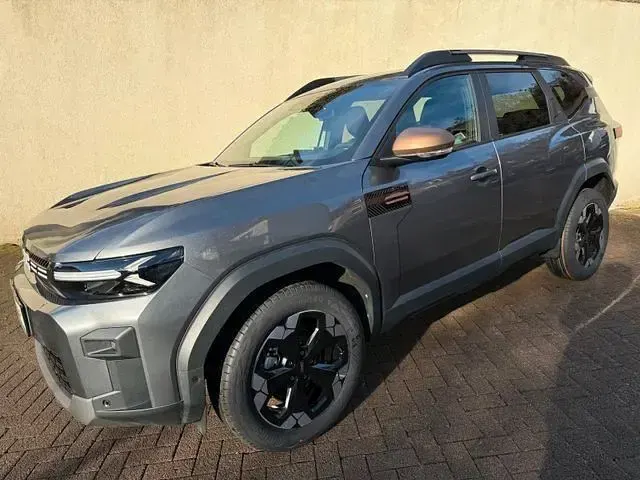 Neu Dacia Bigster Extreme 156 PS (114 kW) 2025 Grau (dolomitgrau) SUV