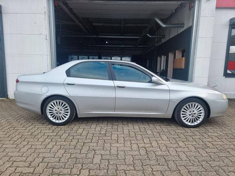 Gebraucht Alfa Romeo 166 Distinctive 175 PS (128 kW) 2004 Silber Limousine