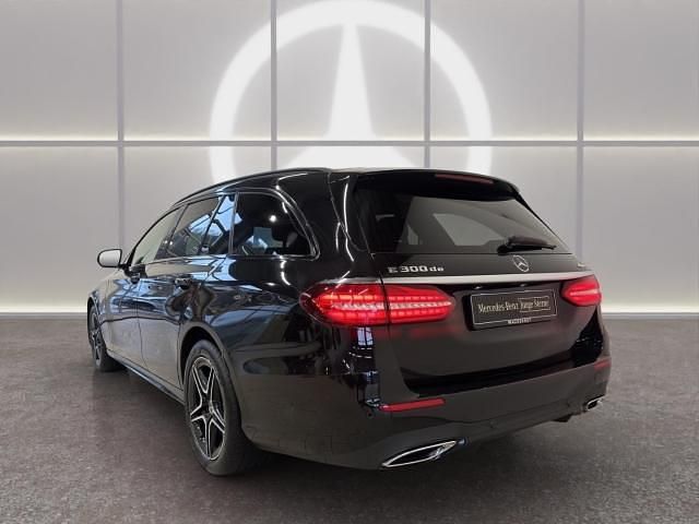 Gebraucht Mercedes E300 AMG 194 PS (142 kW) 2021 Schwarz Kombi