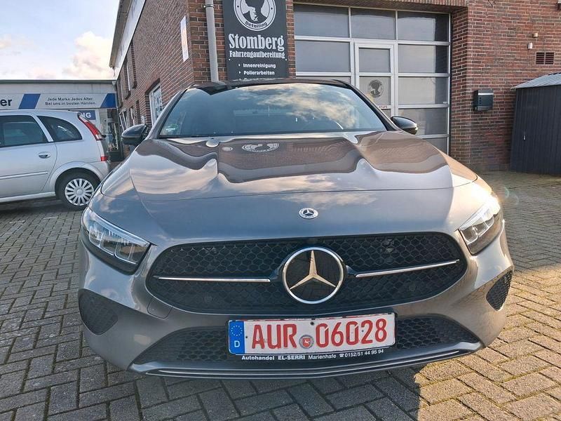Gebraucht Mercedes A200 Progressive 150 PS (110 kW) 2023 Grau Limousine