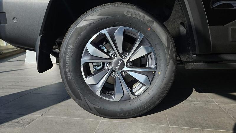 Neu Baic BJ40 234 PS (172 kW) 2026 Schwarz SUV