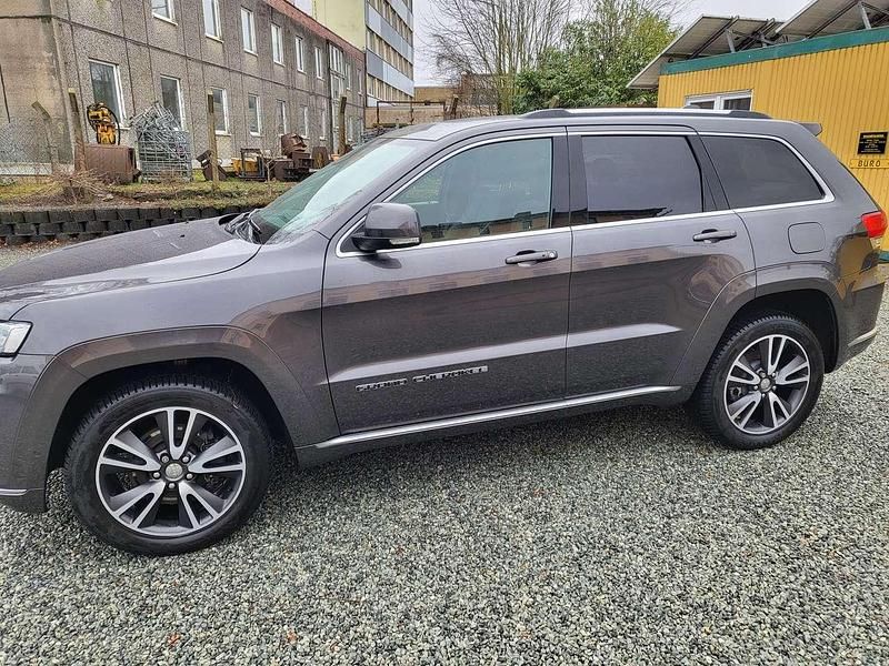 Gebraucht Jeep Grand Cherokee Summit 250 PS (183 kW) 2019 Beige SUV