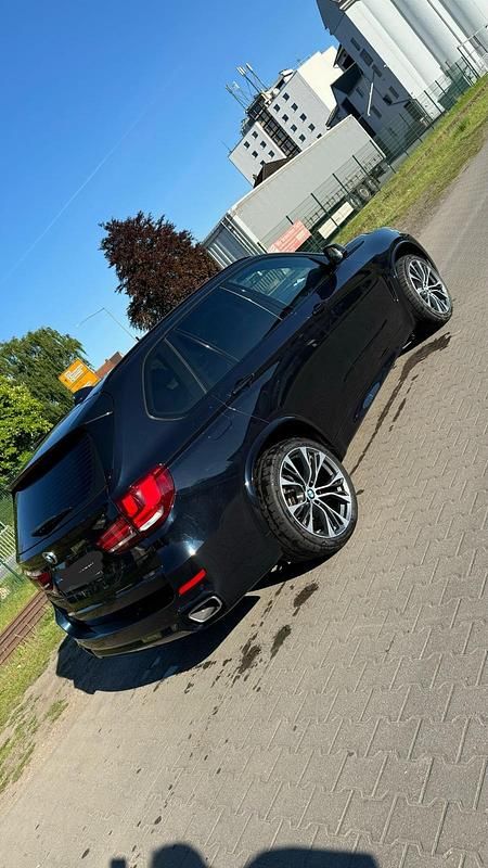 Gebraucht BMW X5 M Sport 258 PS (189 kW) 2017 Blau SUV