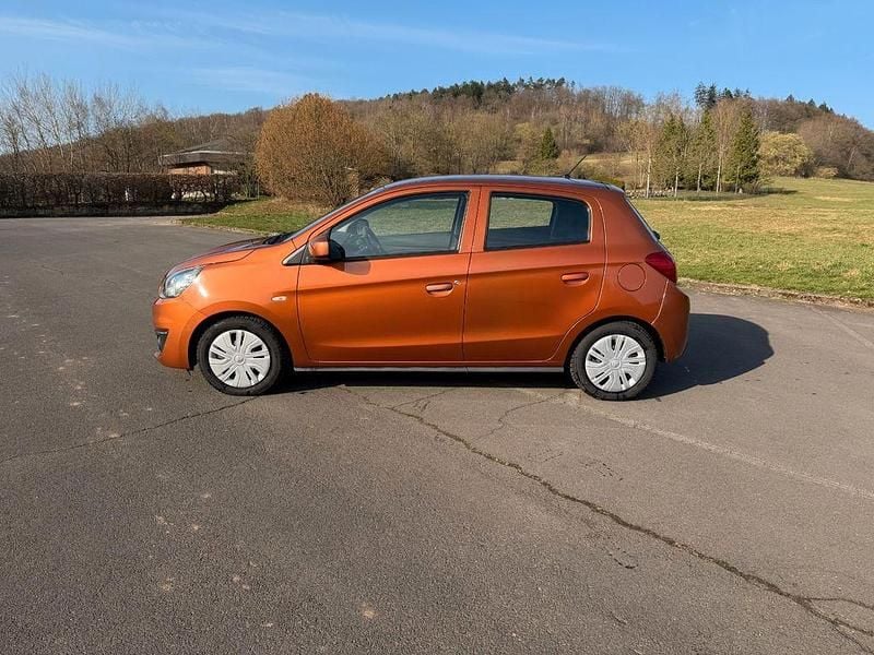 Gebraucht Mitsubishi Space Star Edition 71 PS (52 kW) 2017 Orange Kleinwagen