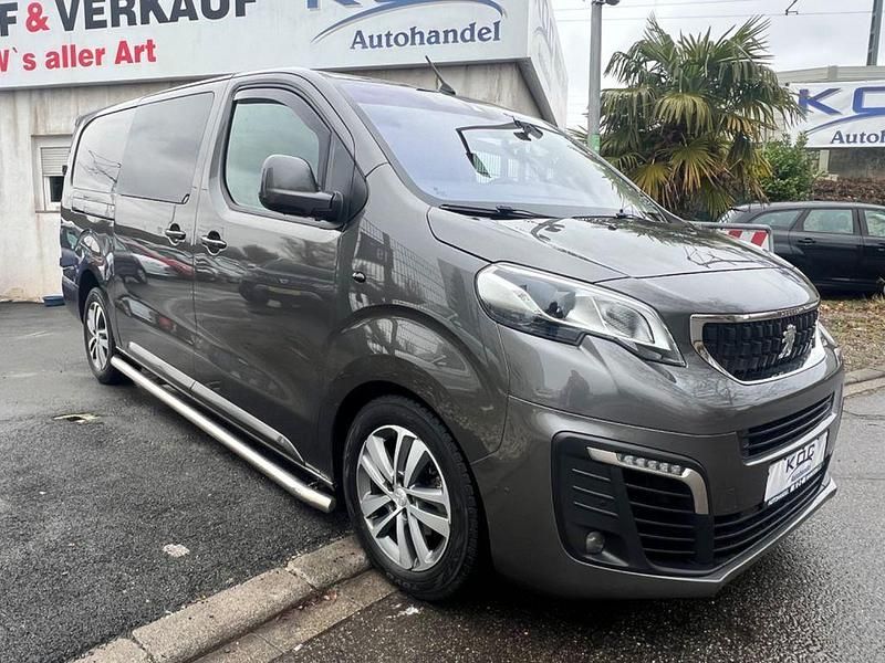 Gebraucht Peugeot Expert Premium 179 PS (131 kW) 2019 Grau Van