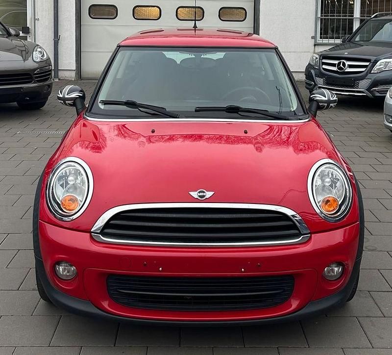 Gebraucht Mini ONE 75 PS (55 kW) 2012 Rot Kleinwagen