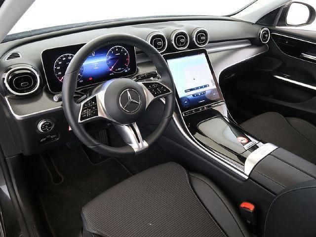 Gebraucht Mercedes C200 Avantgarde 204 PS (150 kW) 2021 Grau Limousine