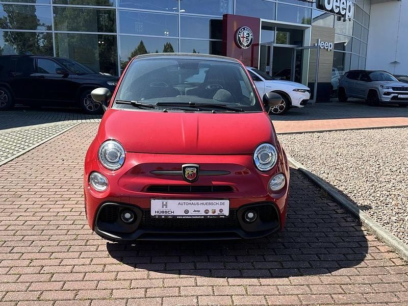 Gebraucht Abarth 695 179 PS (131 kW) 2023 Passione rot Kleinwagen