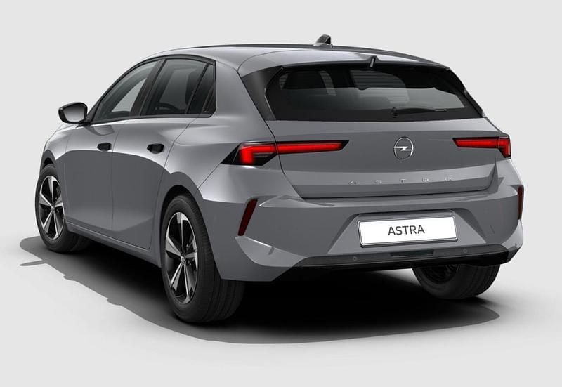 Neu Opel Astra 131 PS (96 kW) 2025 Grafik grau grafik grau Limousine