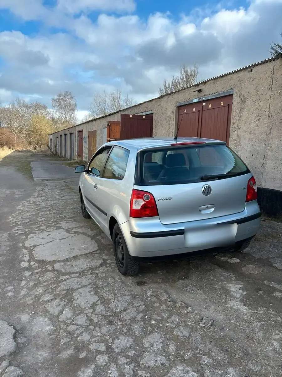 Gebraucht VW Polo 75 PS (55 kW) 2003 Silber Kleinwagen