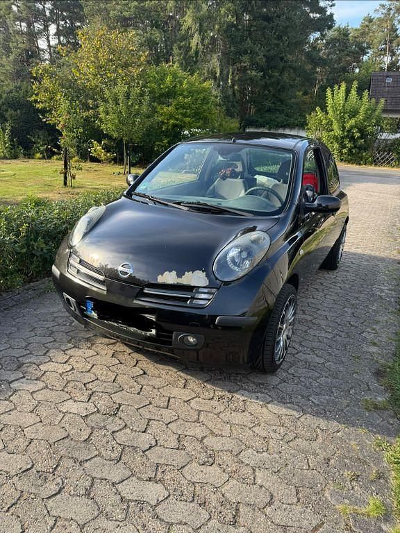 Schwarz Gebraucht 2003 Nissan Micra Kleinwagen | 800 € (Superpreis) - Bild 1/4