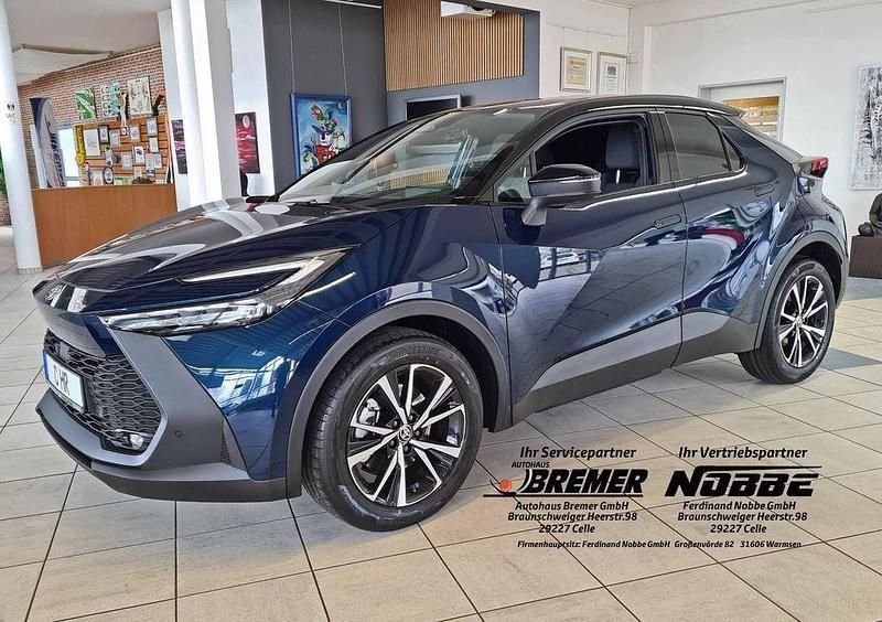 Blau Neu 2025 Toyota C-HR SUV | 43.150 € - Bild 1/4