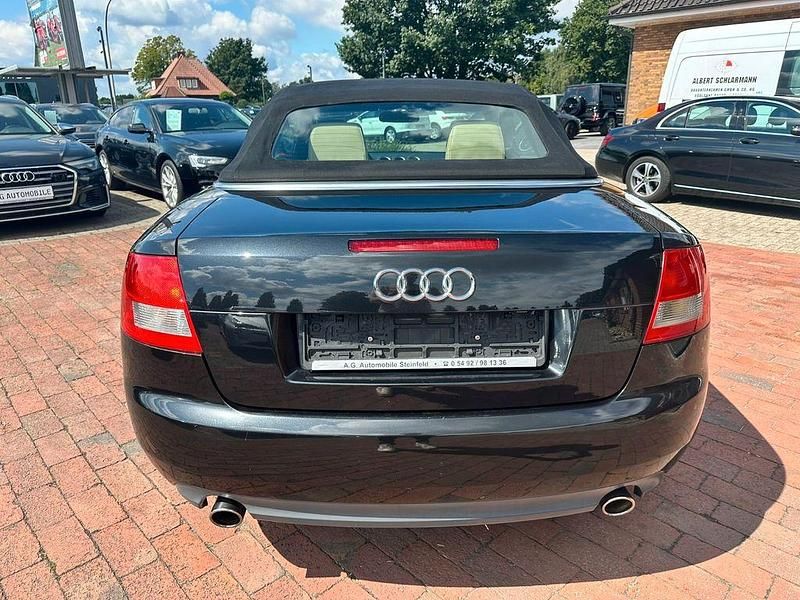 Gebraucht Audi A4 Cabriolet Sport 163 PS (119 kW) 2004 Schwarz Cabrio