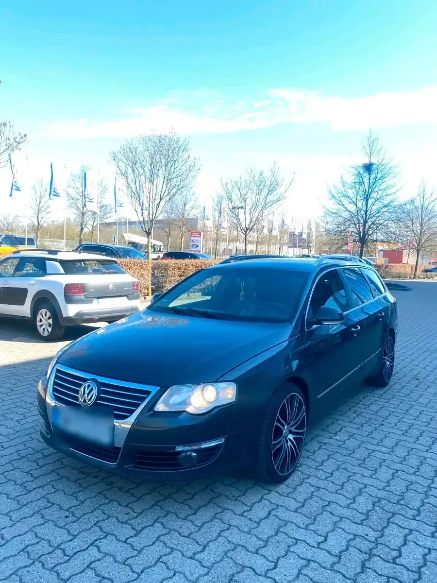 Usata VW Passat 170 CV (125 kW) 2009 Grigio Station wagon