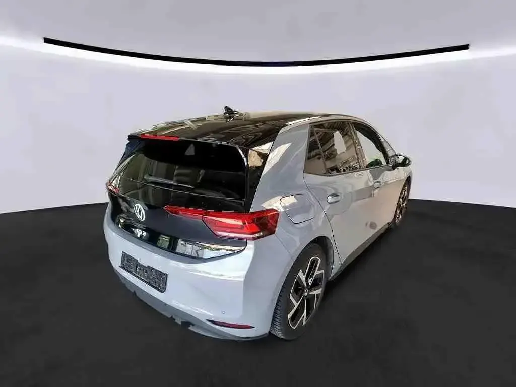 Gebraucht VW ID.3 Pro 150 kW (204 PS) 2024 Mondsteingrau Kleinwagen