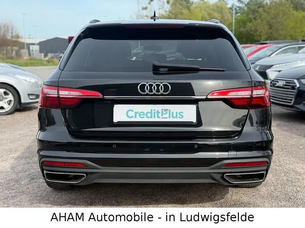 Używany Audi A4 Ambiente 150 KM (110 kW) 2022 Czarny Kombi