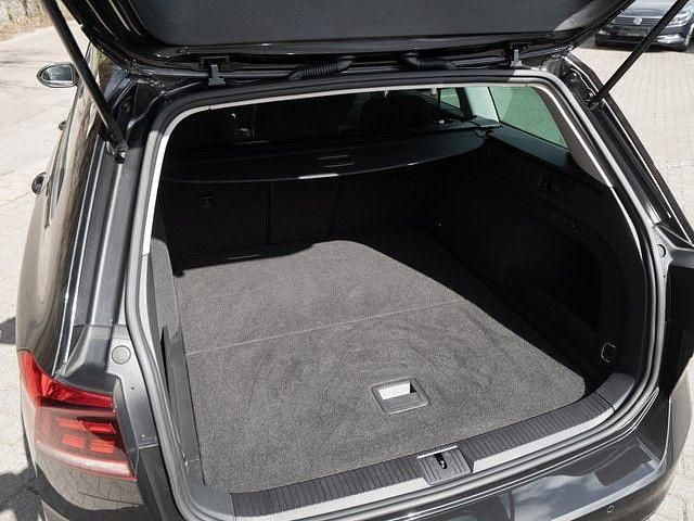 Gebraucht VW Passat Business 150 PS (110 kW) 2019 Grau Kombi