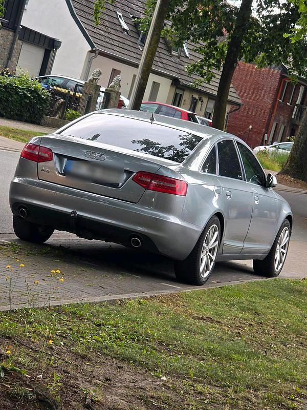 Grau Gebraucht 2009 Audi A6 Ambiente Limousine | 8.000 € (Fairer Preis) - Bild 1/4
