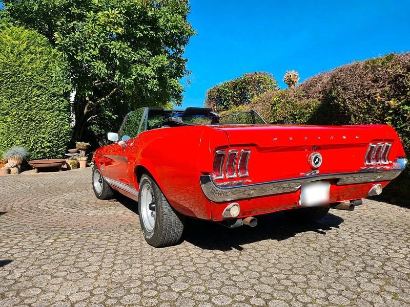 Gebraucht Ford Mustang 200 PS (147 kW) 1967 Rot Cabrio