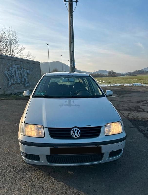 Gebraucht VW Polo 75 PS (55 kW) 2000 Silber Kleinwagen