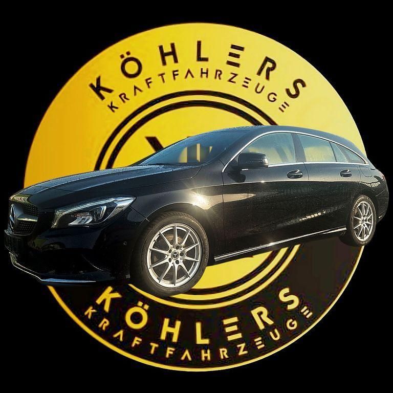 Schwarz Gebraucht 2017 Mercedes CLA180 Shooting Brake Kombi | 15.900 € (Guter Preis) - Bild 1/4