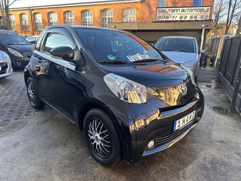 Schwarz Gebraucht 2010 Toyota iQ Kleinwagen | 4.980 € (Fairer Preis) - Bild 1/4
