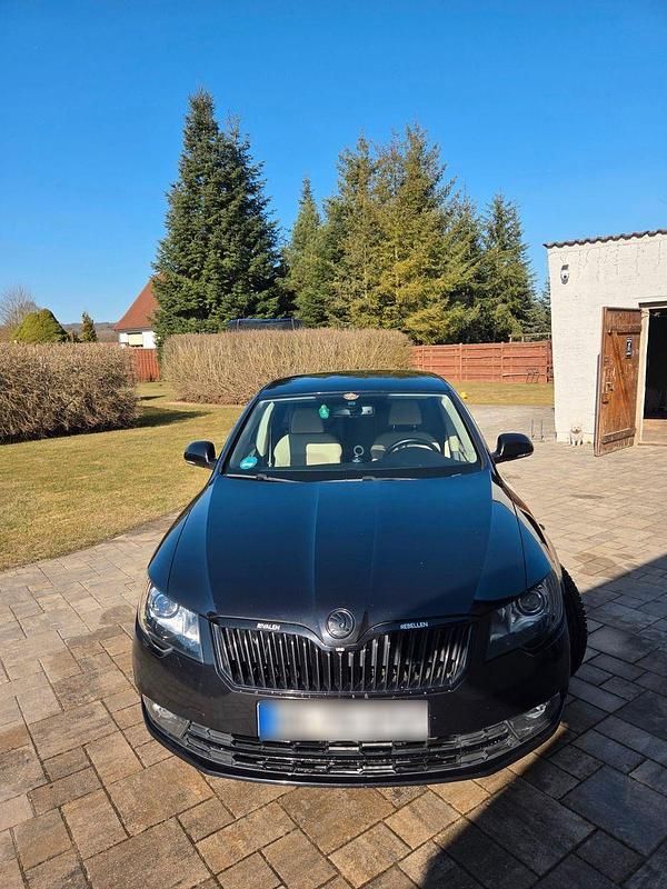 Gebraucht Skoda Superb Elegance 260 PS (191 kW) 2013 Schwarz Limousine