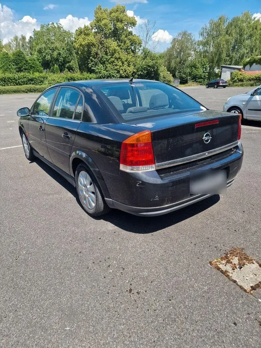 Gebraucht Opel Vectra 147 PS (108 kW) 2003 Schwarz Limousine