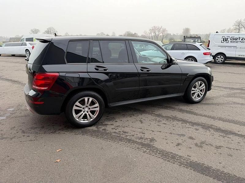 Gebraucht Mercedes GLK200 143 PS (105 kW) 2014 Schwarz SUV
