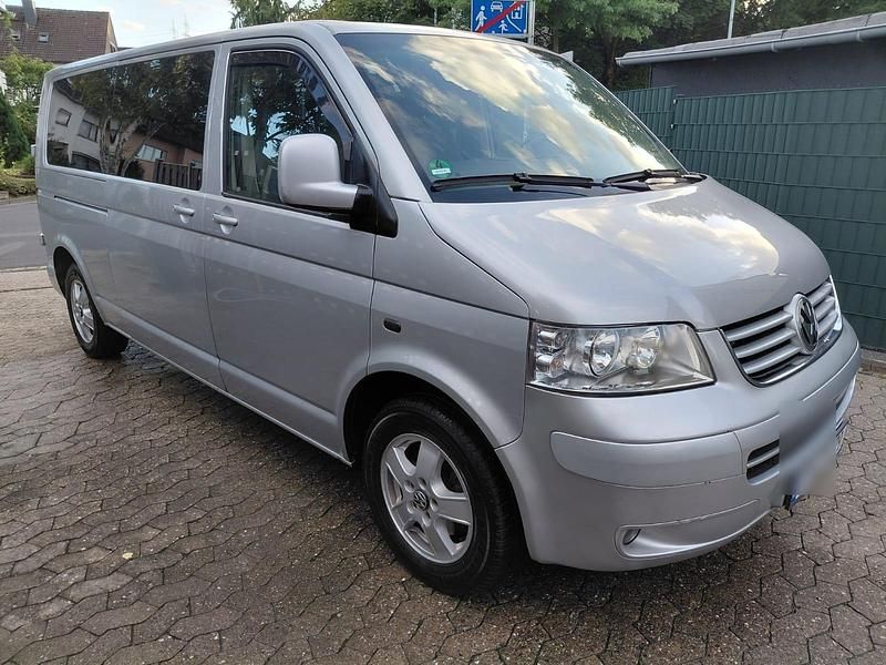 Silber Gebraucht 2006 VW T5 Van | 9.000 € (Teuer) - Bild 1/4