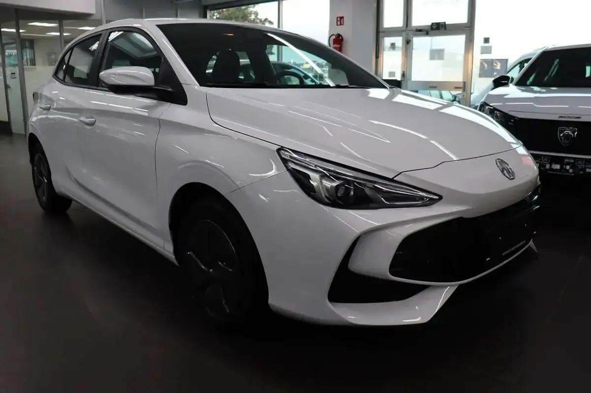 Neu MG MG3 116 PS (85 kW) 2025 Dover white Kleinwagen