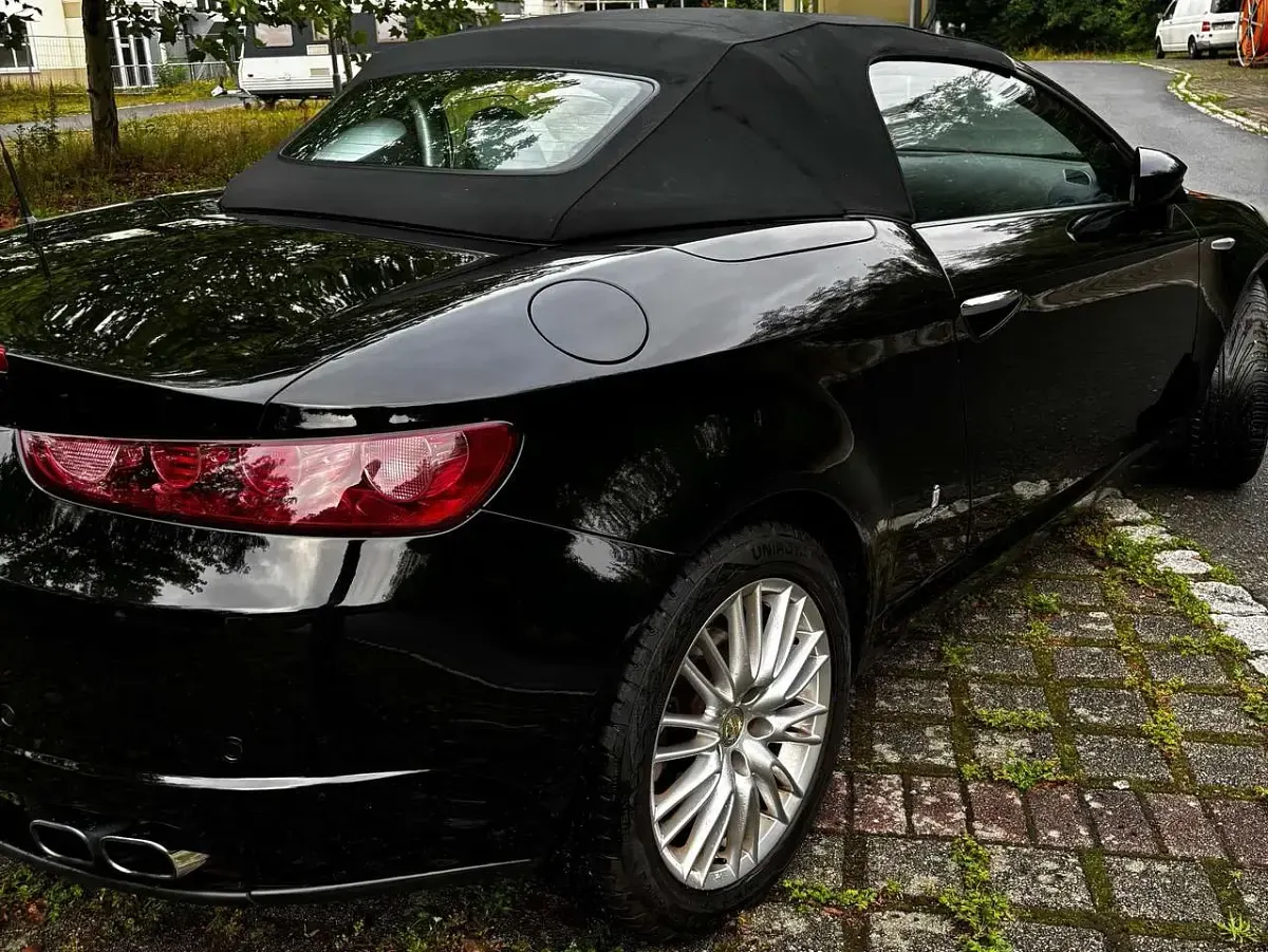 Gebraucht Alfa Romeo Spider 185 PS (136 kW) 2008 Schwarz Cabrio