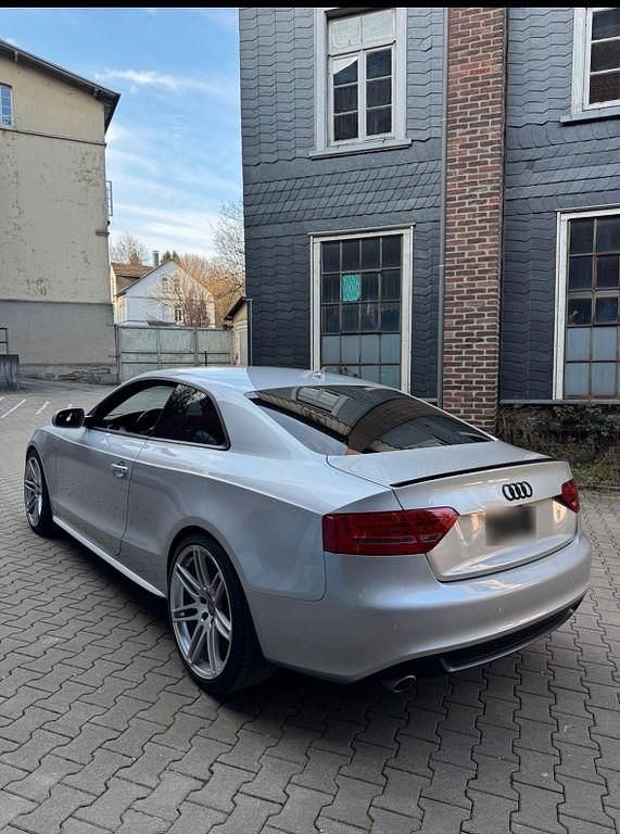 Gebraucht Audi A5 S-Line 239 PS (175 kW) 2010 Silber Coupé