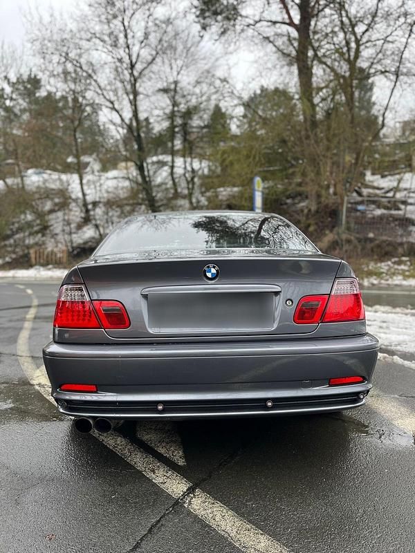 Second-hand BMW 320 150 CP (110 kW) 2000 Argintiu Coupe