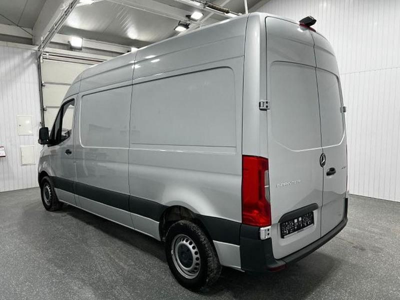 Gebraucht Mercedes Sprinter 143 PS (105 kW) 2021 Iridiumsilber (metallic) Van