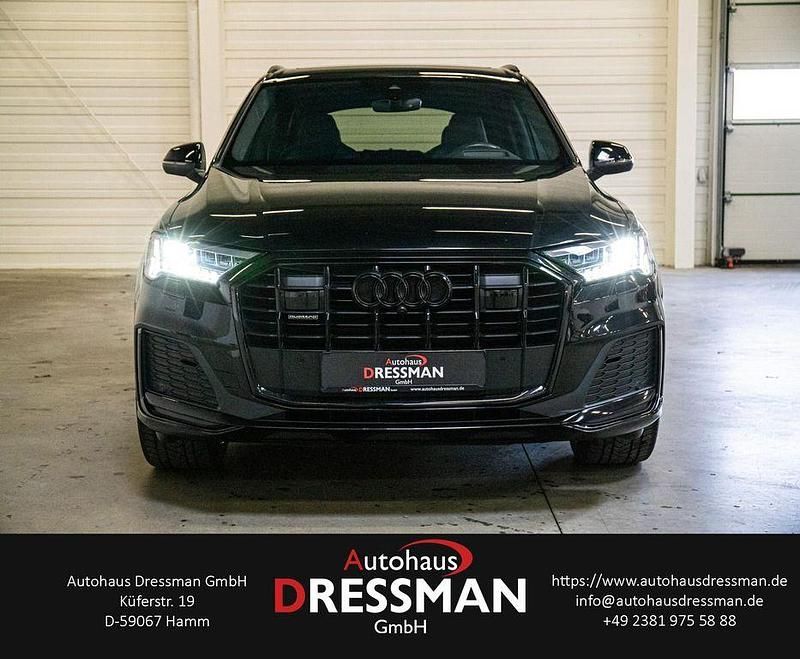 Gebraucht Audi Q7 Competition 286 PS (210 kW) 2023 Mythosschwarz metallic SUV