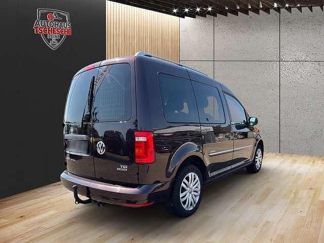 Gebraucht VW Caddy Edition 110 PS (80 kW) 2017 Violett (black berry) Van / Kleinbus