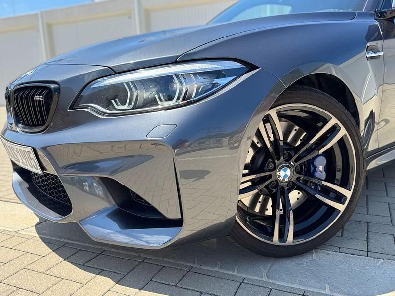 Grau Gebraucht 2018 BMW M2 Performance Coupé | 40.000 € (Teuer) - Bild 1/4