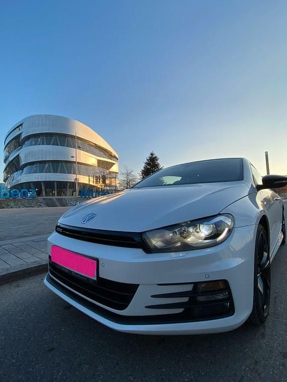 Weiß Gebraucht 2016 VW Scirocco GTS Coupé | 18.500 € (Fairer Preis) - Bild 1/4