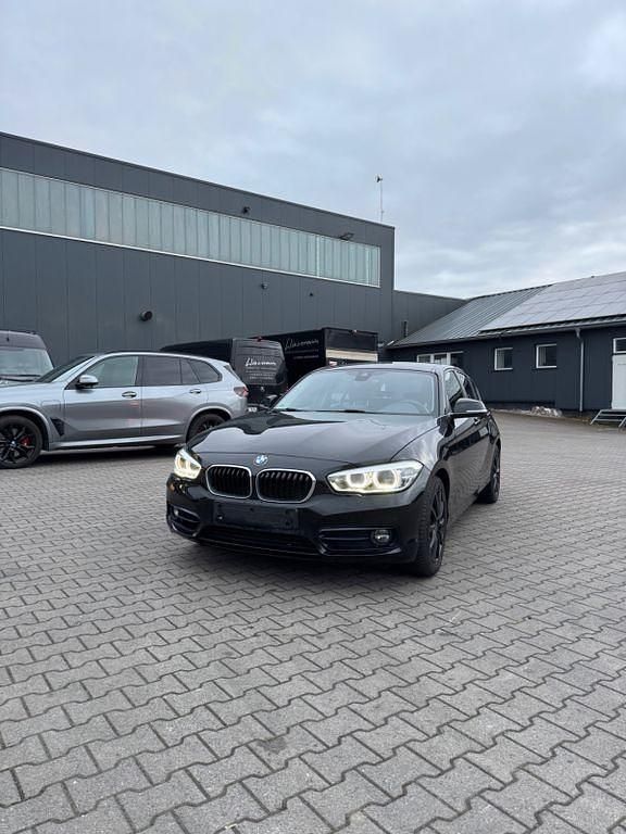 Gebraucht BMW 118 136 PS (100 kW) 2018 Schwarz Kleinwagen