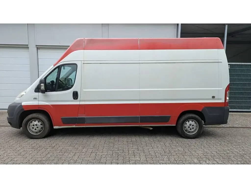 Gebraucht Fiat Ducato 131 PS (96 kW) 2012 Weiss Van