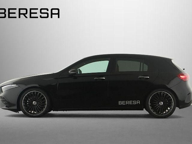 Gebraucht Mercedes A200 AMG line 150 PS (110 kW) 2023 Schwarz Kleinwagen
