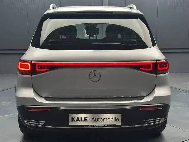 Gebraucht Mercedes EQB250 Advanced 139 kW (190 PS) 2023 Iridumsilber metallic SUV