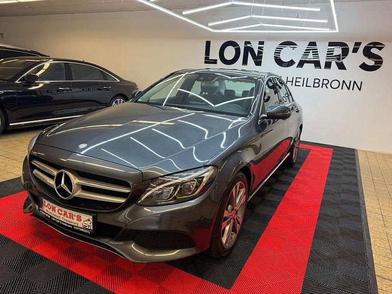 Grau Gebraucht 2016 Mercedes C220 Avantgarde Limousine | 22.990 € (Teuer) - Bild 1/4