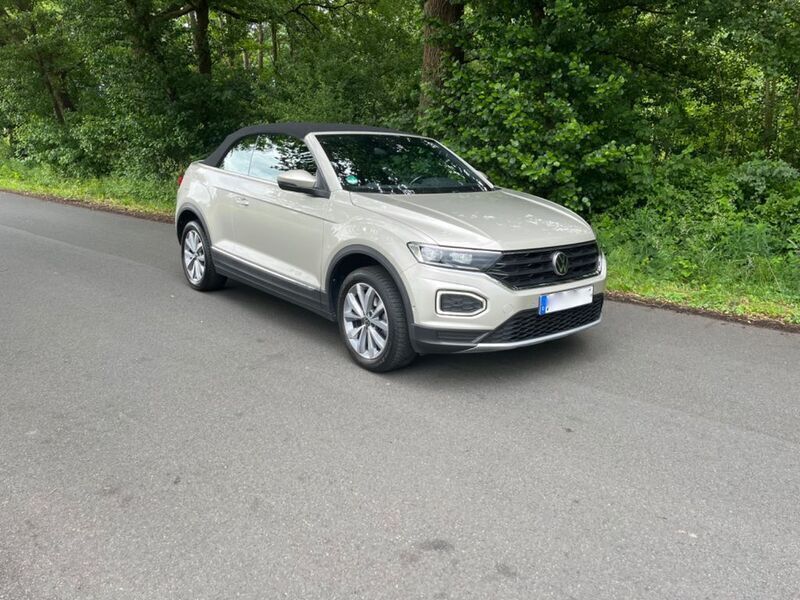 Silber Gebraucht 2021 VW T-Roc Cabriolet Style Cabrio | 24.950 € (Fairer Preis) - Bild 1/4