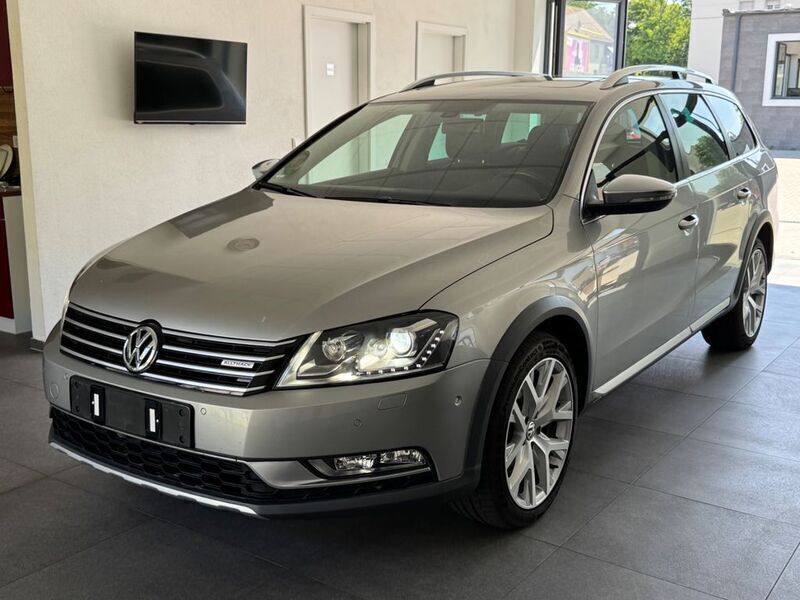 Silber Gebraucht 2014 VW Passat Alltrack Kombi | 12.750 € (Fairer Preis) - Bild 1/4